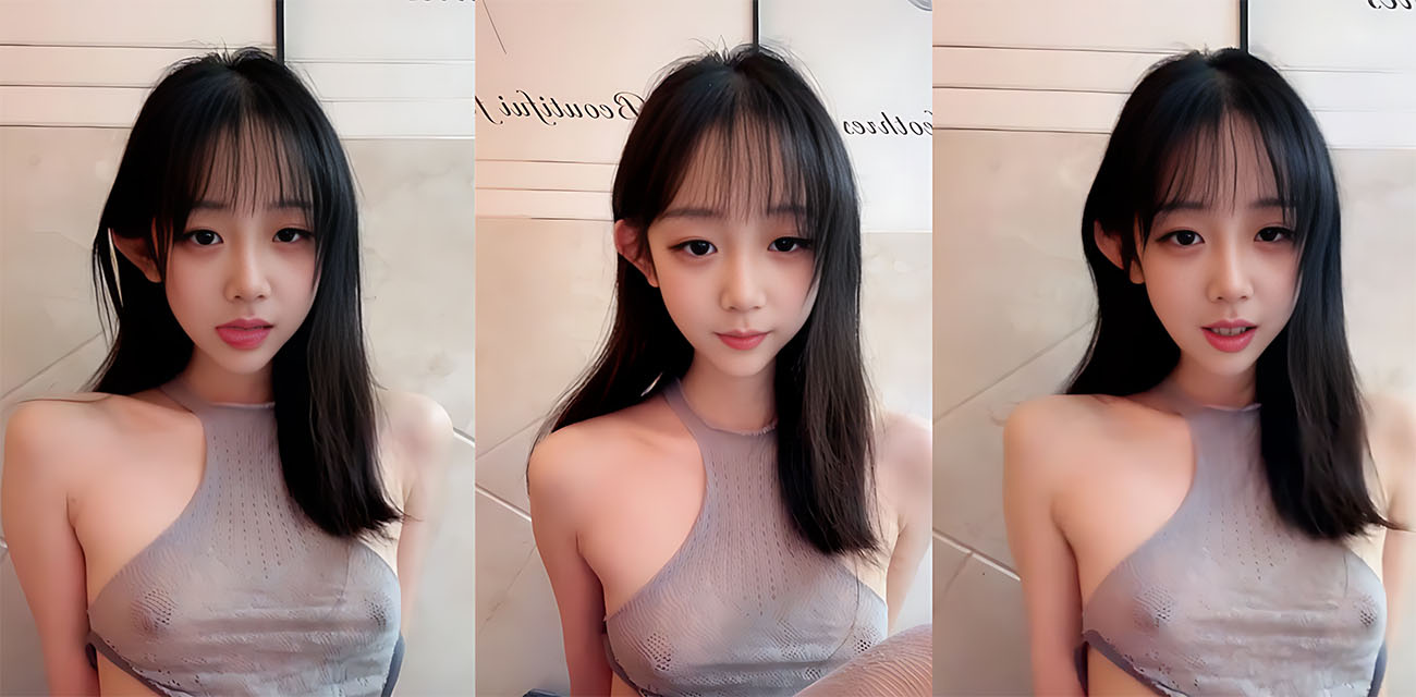 新秀女主播【一张小宝贝】与粉丝性爱直播，极品反差婊深喉吃鸡，露脸激情大秀直播神作必看